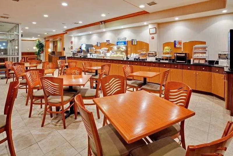 Holiday Inn Express New York City Chelsea By Ihg 3*,
